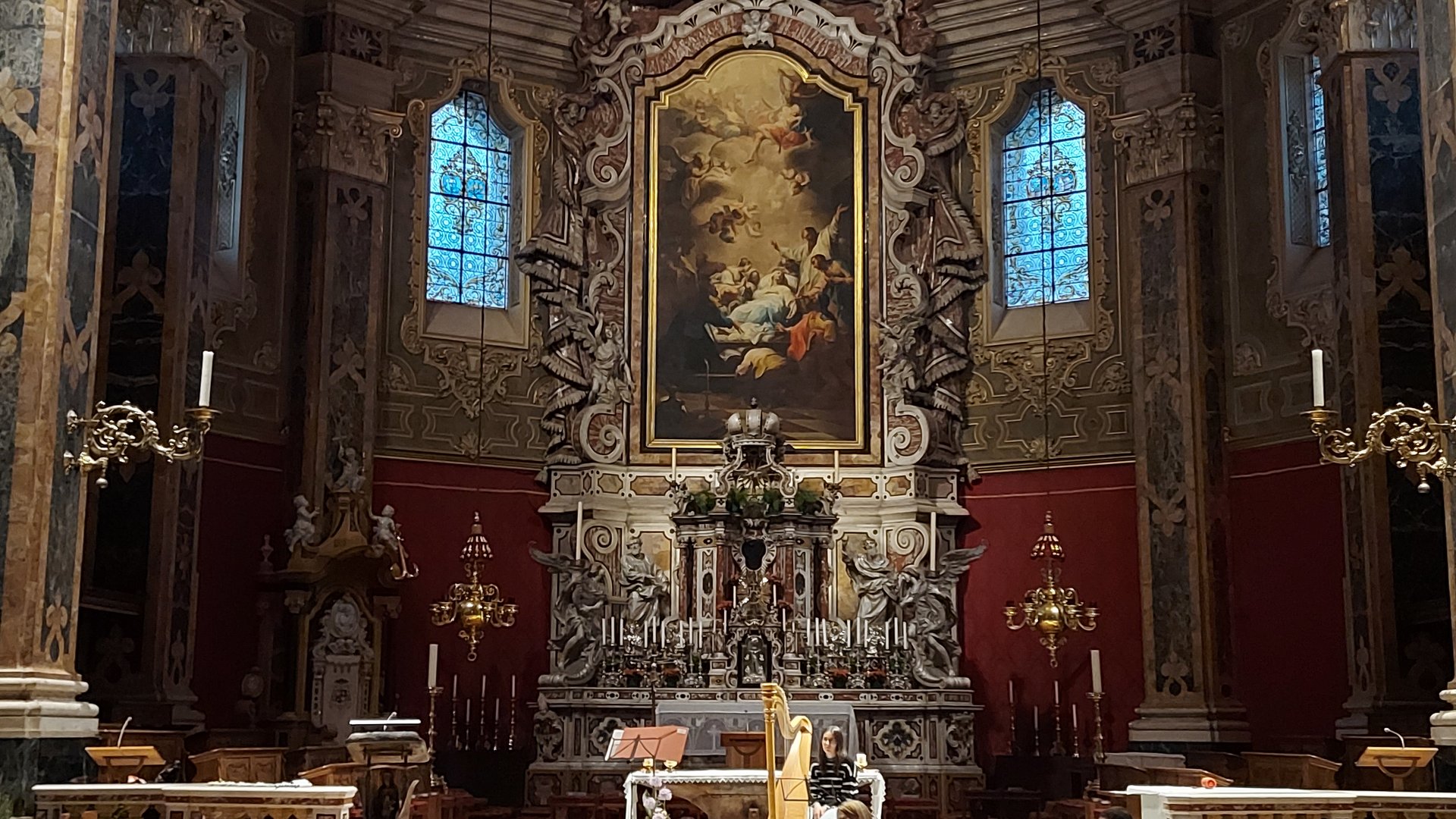 Glaubenszeugnisse, Begegnungen und Austausch im Zeichen des Mottos „MUTeinander“ im Brixner Dom Glaubenszeugnisse, Begegnungen und Austausch im Zeichen des Mottos „MUTeinander“ im Brixner Dom